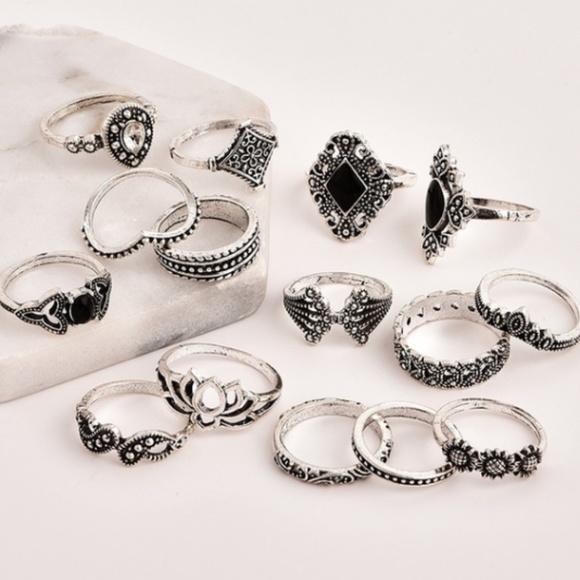 3 for $20 Set of 15 Silver Black Mixed Rings Set - Picture 2 of 3